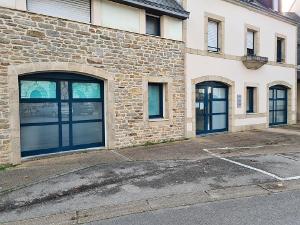 Dr. Patricia KERNOURS