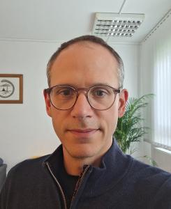 Dr. Julien DELLINGER