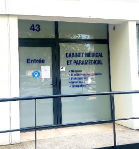 Dr. Laurence DANDURAND