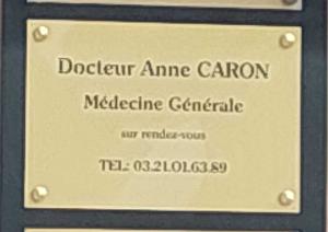 Dr. Anne CARON