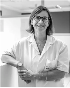 Dr. Julia PRIEUR VIOT