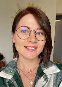 Manon Chazallet, Sage-femme à Valence