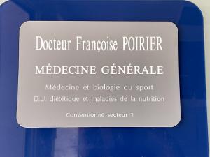 Dr. Francoise POIRIER