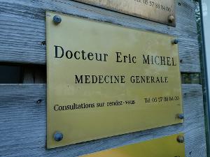 Dr. Eric MICHEL