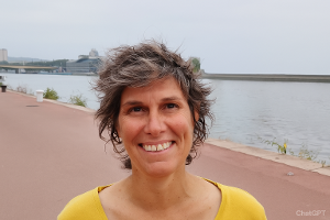 Stephanie HOULLIER