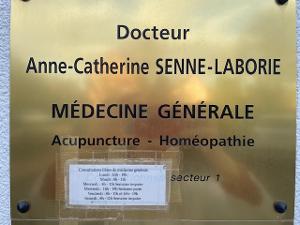 Dr. Anne-Catherine SENNE-LABORIE