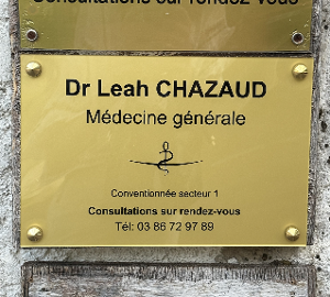 Dr. Leah CHAZAUD