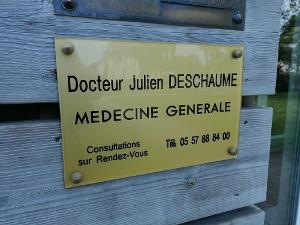 Dr. Julien DESCHAUME