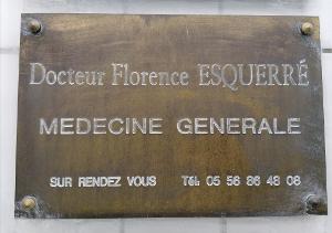 Dr. Florence ESQUERRE