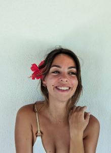 Stephanie LEON