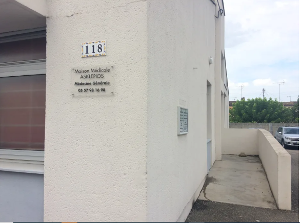 Dr. Aurelie EPARVIER